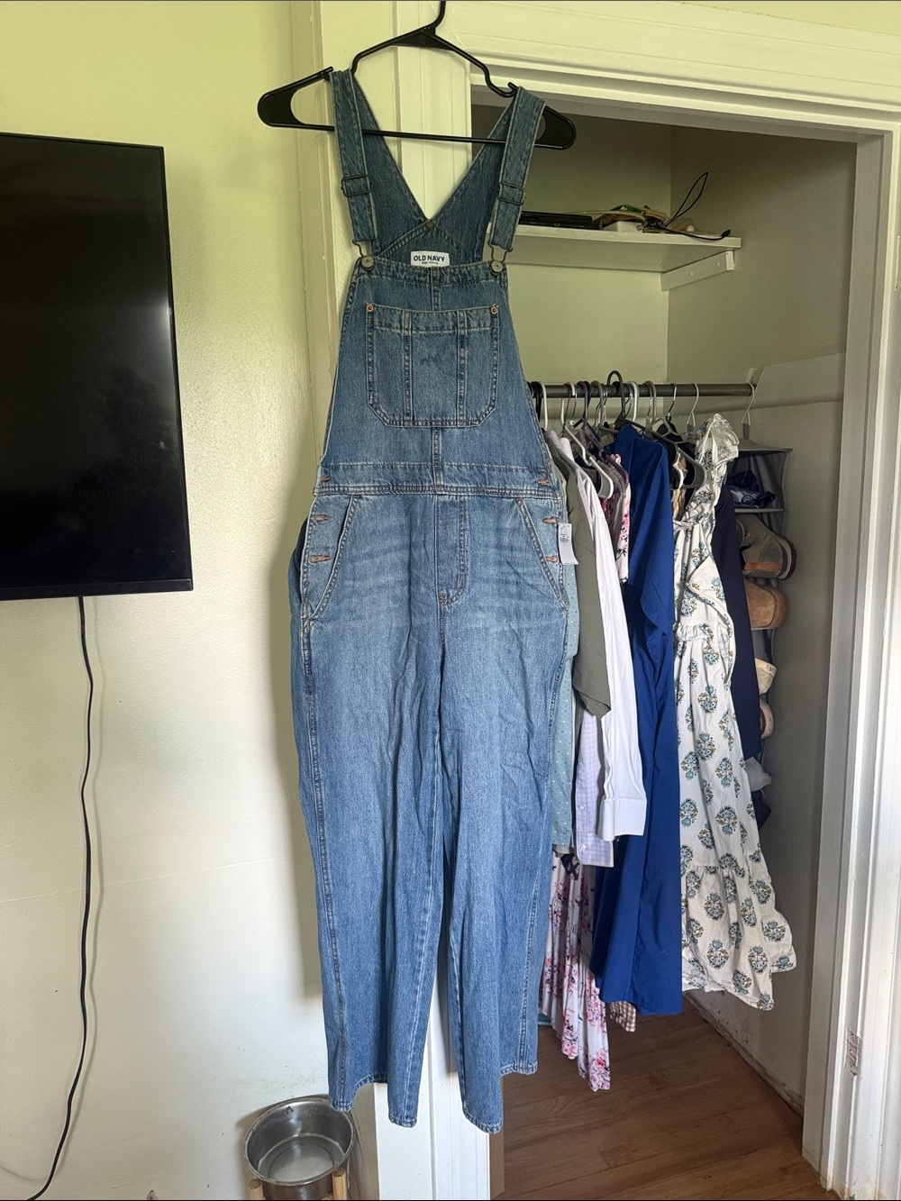 Old Navy Medium Blue Denim Women's Overalls with Adjustable Straps